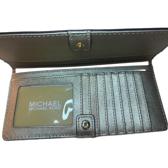 NEW Michael Kors Metallic Gold Bifold Wallet - Picture 6 of 10